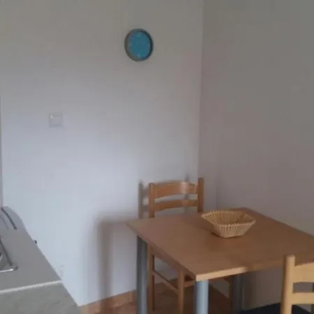 & Lino - Comfort One Bedroom With Terrace And Sea View Apartment *